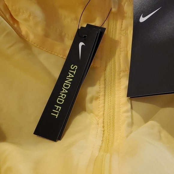 Nike Icon yellow floral Women's Running Jacket Plus Size 1X New - Picture 13 of 14